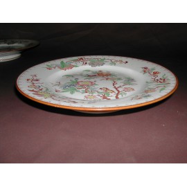 Assiette sur pieds diamètre 21.9 cm Sarreguemines n°252