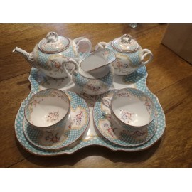 Exceptionnel Déjeuner sur plateau en Porcelaine de Sarreguemines Minton 635