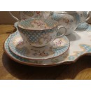 Exceptionnel Déjeuner sur plateau en Porcelaine de Sarreguemines Minton 635